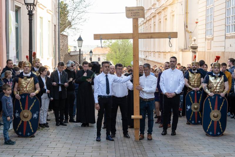 2025_04_12_varosi keresztut_98.jpg